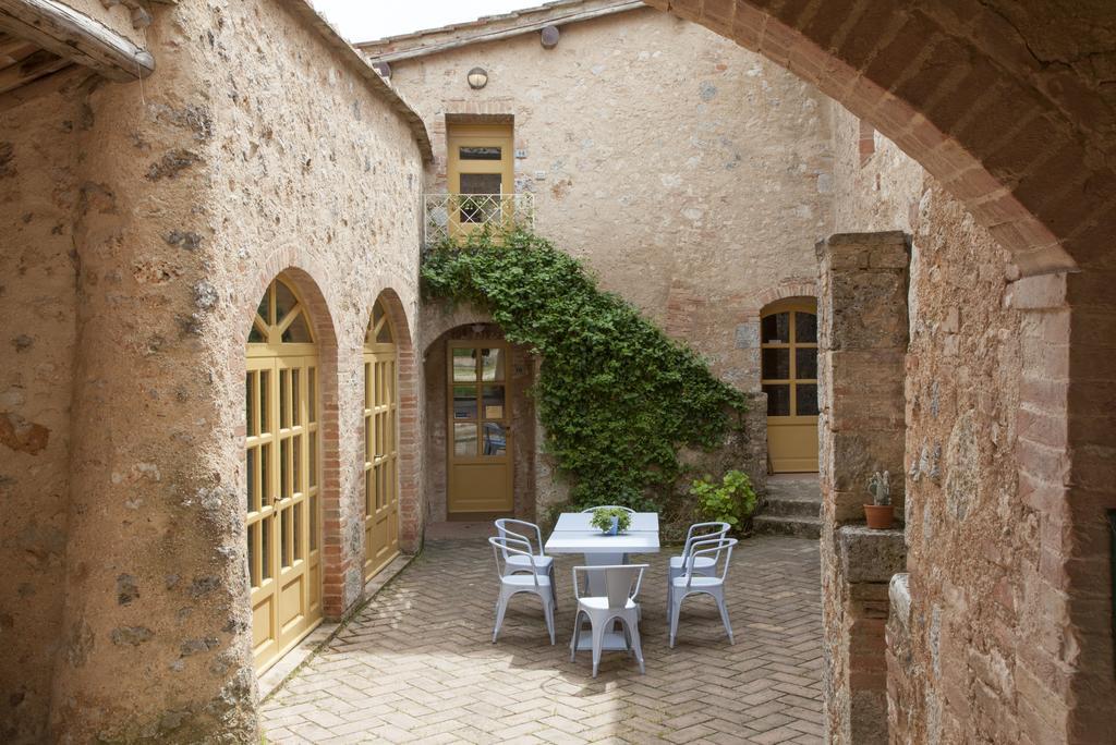 Agriturismo Borgo Personatina Совичилле Экстерьер фото